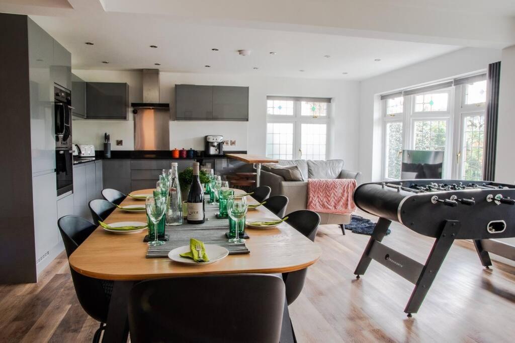Luxury Central Bmth House With Hot Tub. Stunning! Bournemouth Exteriör bild
